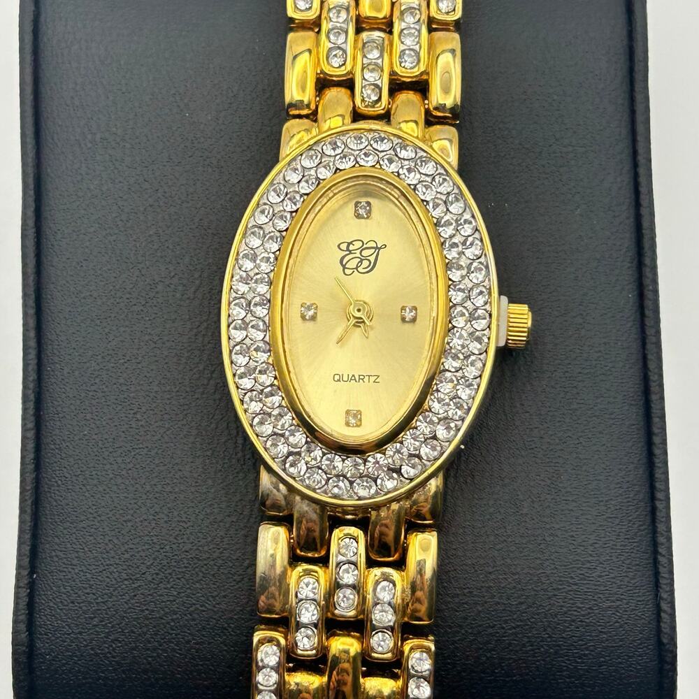 Elizabeth Taylor Gold Tone White Diamond Accents Women’s Watch New Battery - Picture 2 of 8
